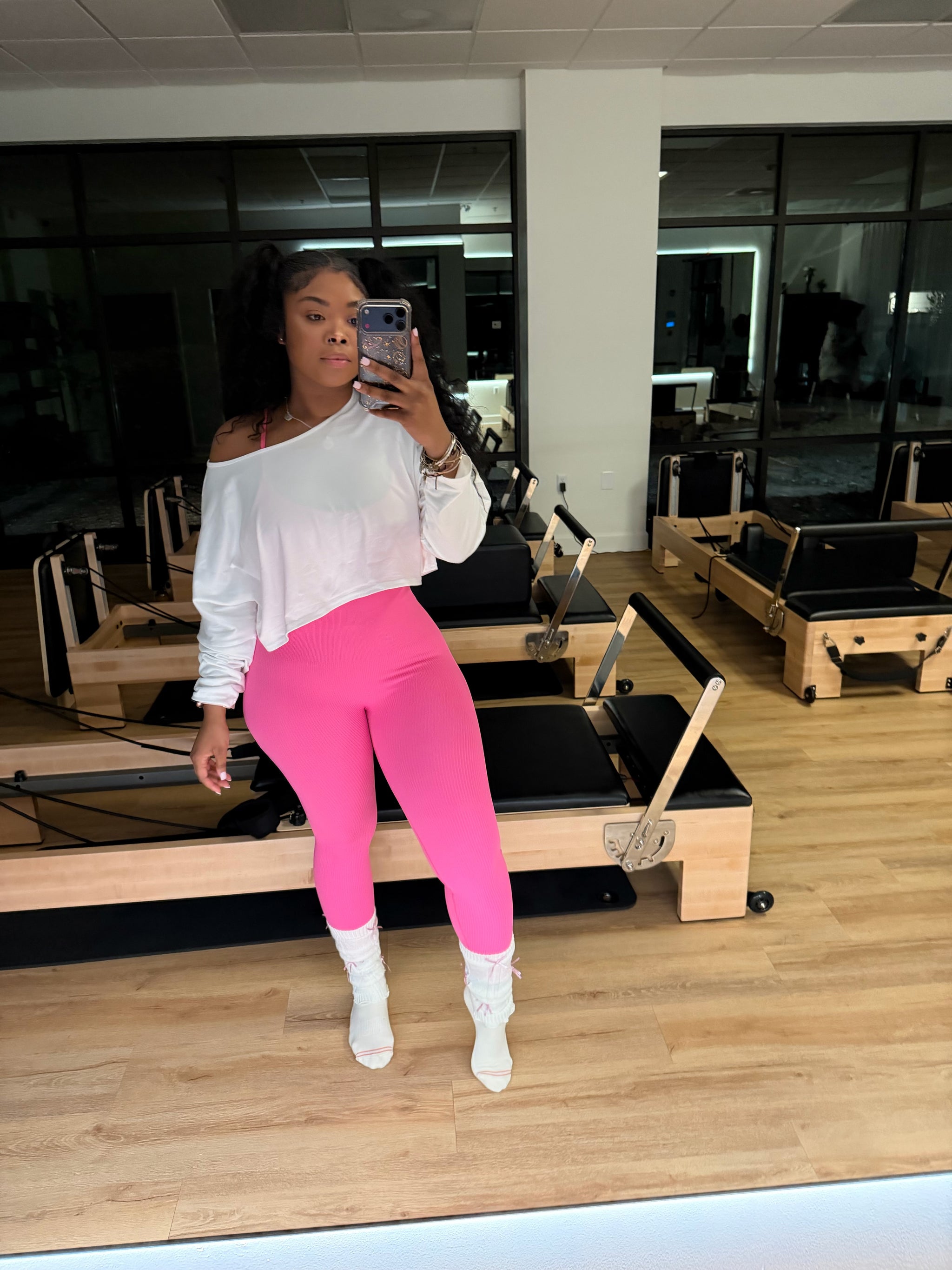 Long sleeve symmetric crop